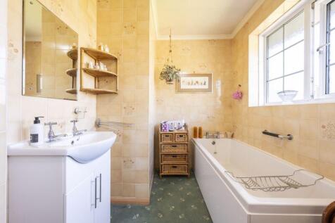 BATHROOM (2)