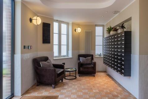 Parcel Lockers