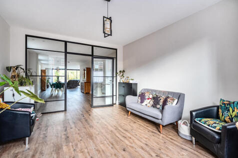 1361949-20-68ffa2...