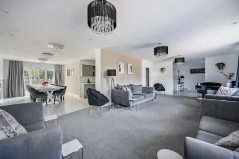 1384361-35-692ef7...