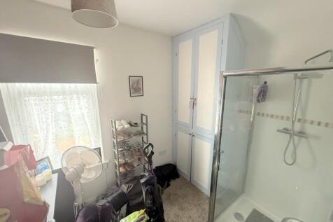 C09960A5-ADD0-49AC-B5CA-C2B566AD8E78