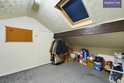 Loft Room 2