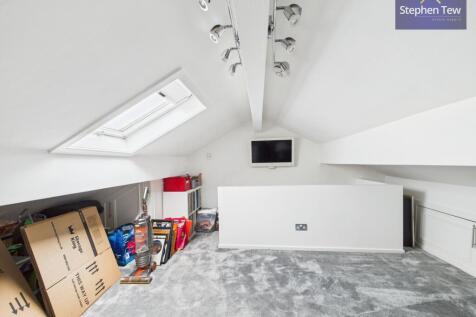 Loft Room/ Bedroom