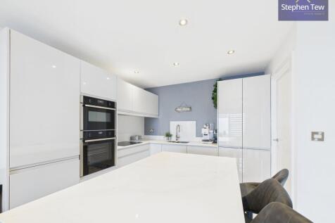 Kitchen/Living area