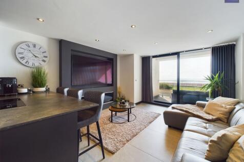 Kitchen/Living Area