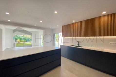 Villa - Vilamoura - Sale - Hometown Properties - Algarve