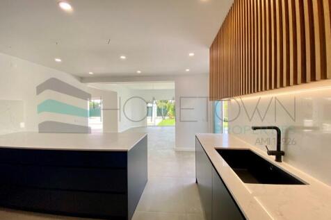 Villa - Vilamoura - Sale - Hometown Properties - Algarve