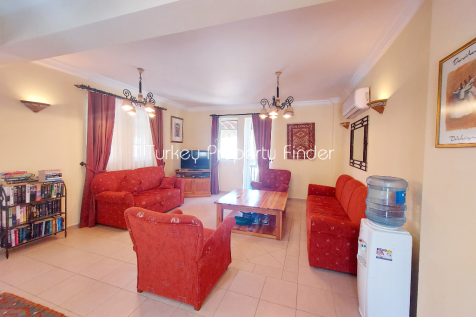 Spacious Lounge