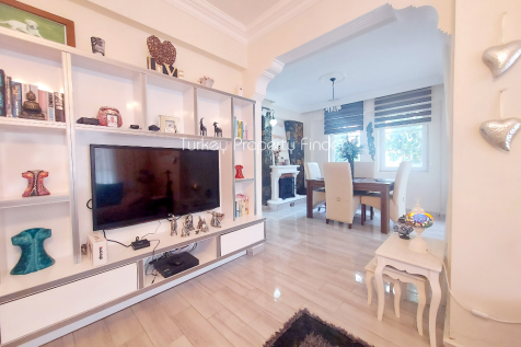Lounge to Dining