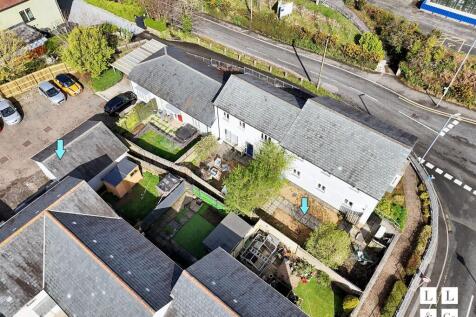 Garage and garden aerial