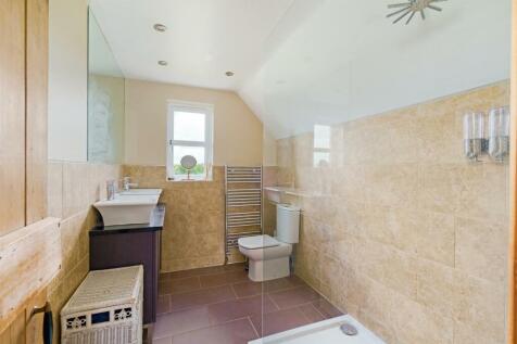 Main House - En-Suite