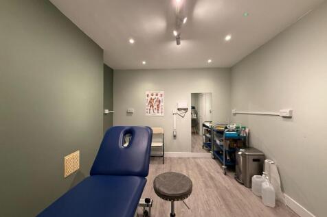 WhatsApp Image 2025-05-29 at 17.46.01 (5).jpeg