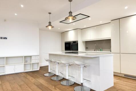 Alex House Marine Parade EweMove-15