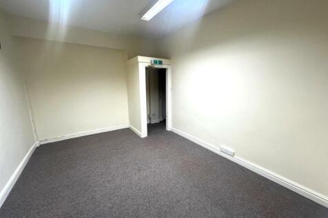 WhatsApp Image 2024-12-11 at 15.33.05 (2).jpeg