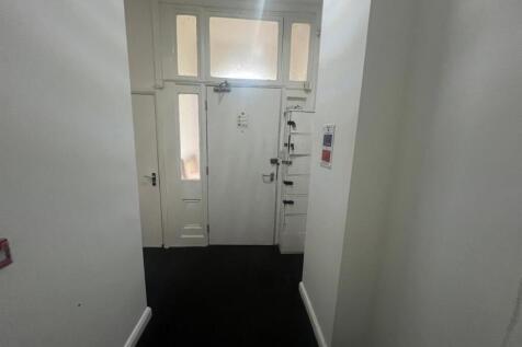 WhatsApp Image 2025-04-28 at 10.37.37 (2).jpeg