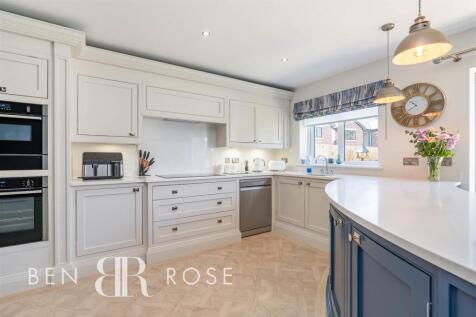 Kitchen/Diner/Snug
