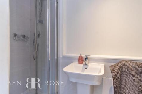 Master Ensuite