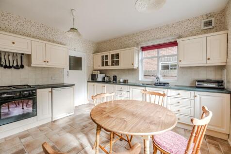 3LoweswoodClose,WestJesmond-3