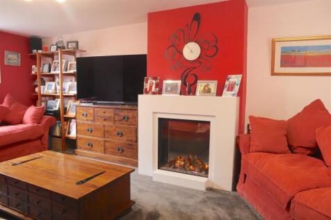 Living Room showing the beautiful electric flame e