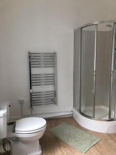 Ensuite/bathroom
