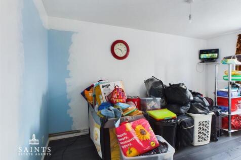 CAM02819G0-PR0084-STILL007.jpg