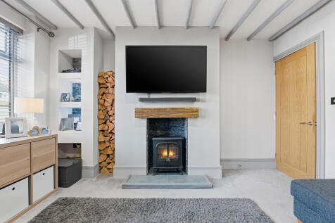 P1678982_with_fir...