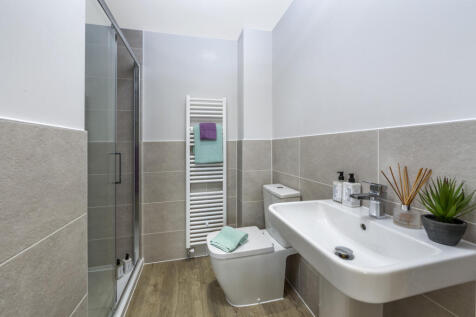 Alder bathroom