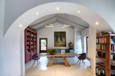 Property Image 28