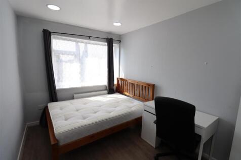 Double Bedroom 5