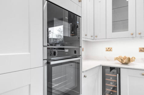 Oven