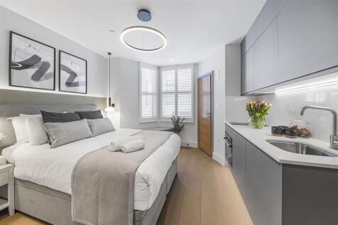 One Stay - Studio 1 - Bedroom Image 5.jpg