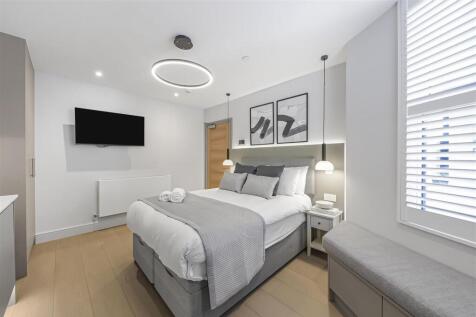 One Stay - Studio 1 - Bedroom Image 3.jpg