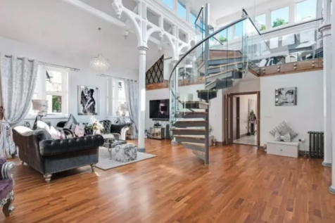 Property Image 4