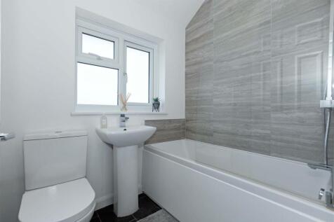 For Sale by Aspire Residential - Bramble Lane