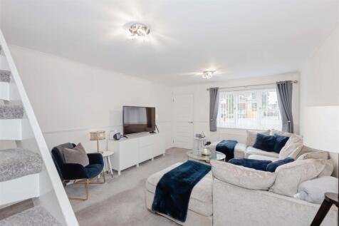 For Sale by Aspire Residential | Halifax Drive