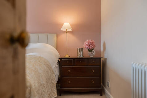 Rose Cottage Bedroom 1-4