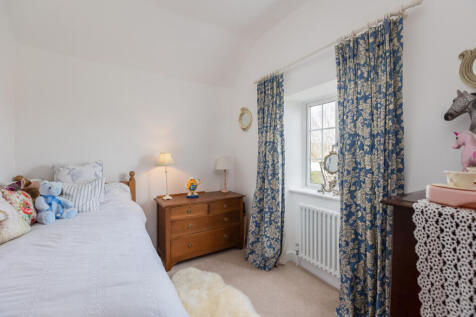 Rose Cottage Bedroom 3