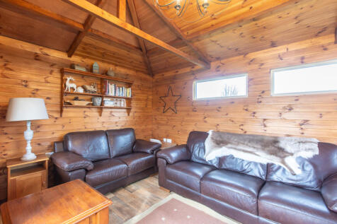 Rose Cottage Summer House