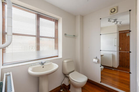 Sandwood Bathroom-1