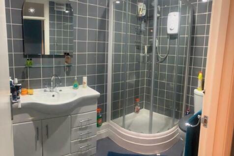 Shower room.jpg