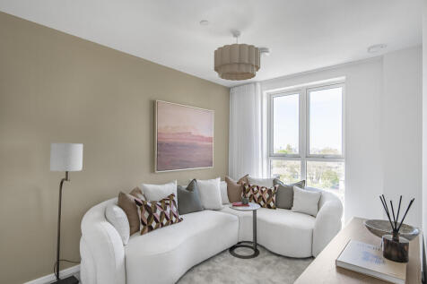 Vistry_-_107_Clarence_Avenue_-_-5