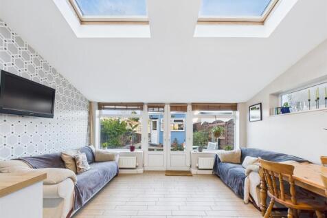 Fabulous, Extended Open Plan Living Kitchen