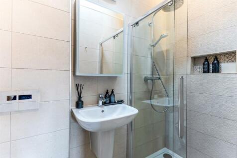 Hawksley Rise Bathroom 2.jpg