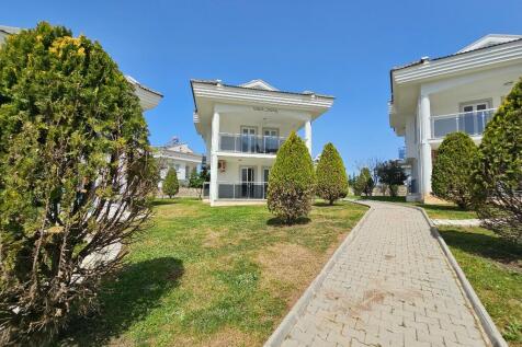 Pathway to villa