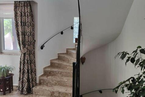 Stairs Up