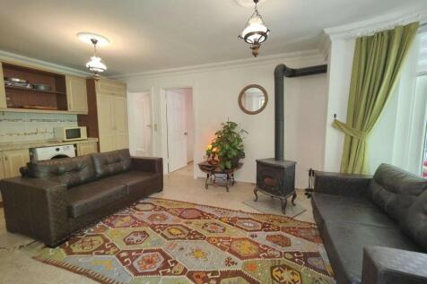 2nd Lounge
