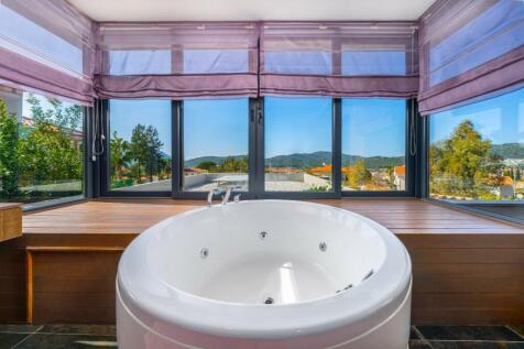 Master Jacuzzi