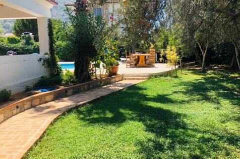 Property Image 12
