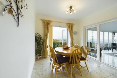 Kitchen Breakfast Room