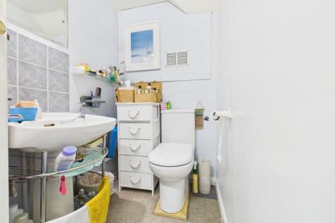 WC (Second Floor)